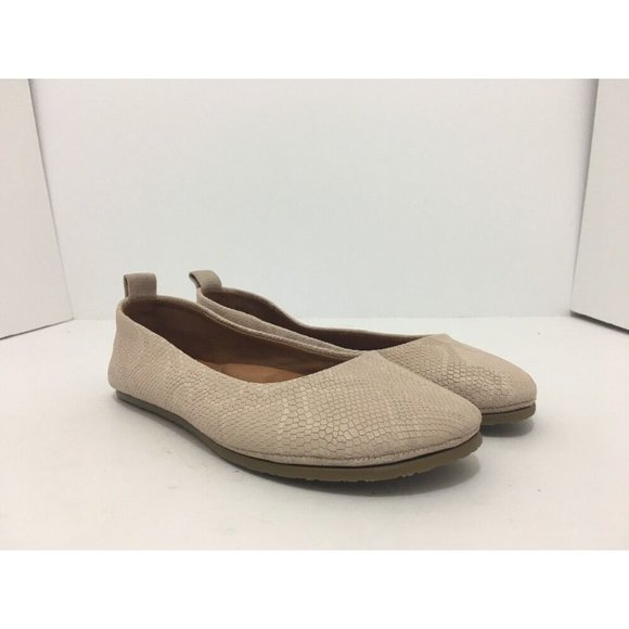 Gentle Souls Dana Nude Snake Embossed Leather Women's Slip On Flats Shoes 5.5 M - Picture 4 of 12